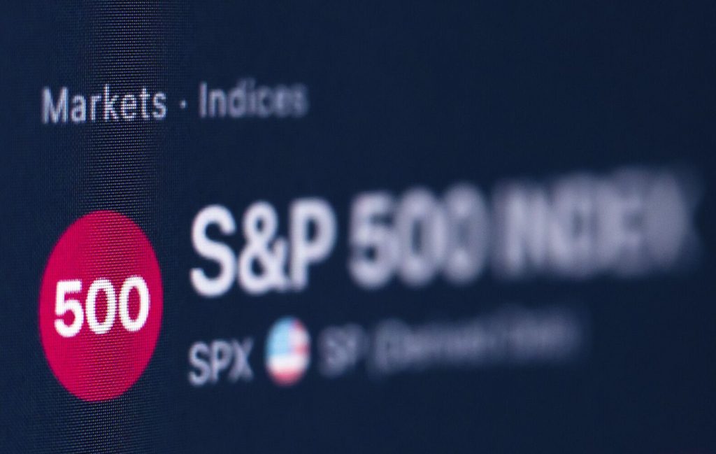 Are benchmarks still relevant? - Moneyweb