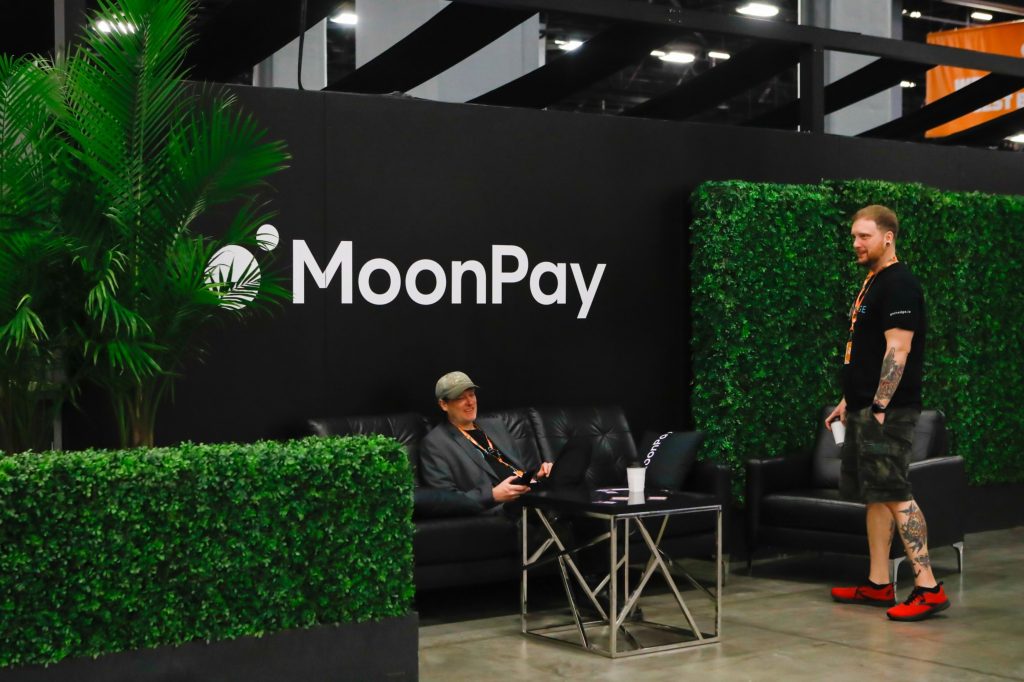 Binance.US looks to crypto startup MoonPay as alternative after US banks cut ties - Vimarsana News