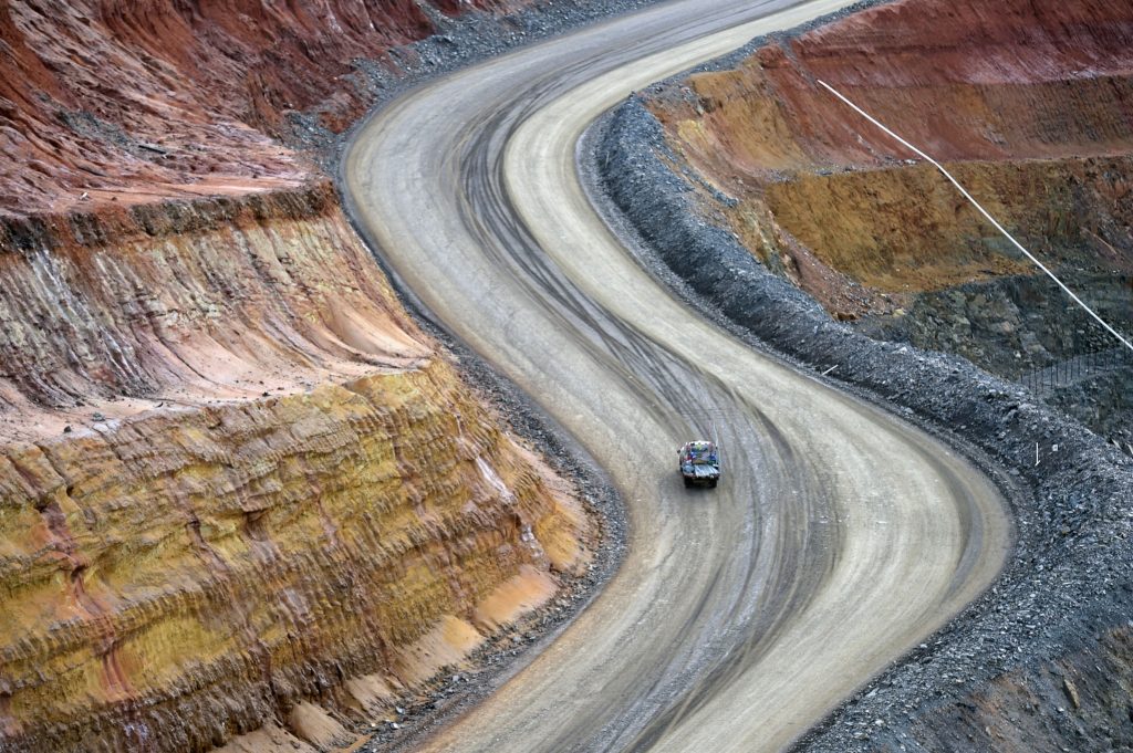 Newcrest shareholders approve Newmont's $15bn takeover - Vimarsana News