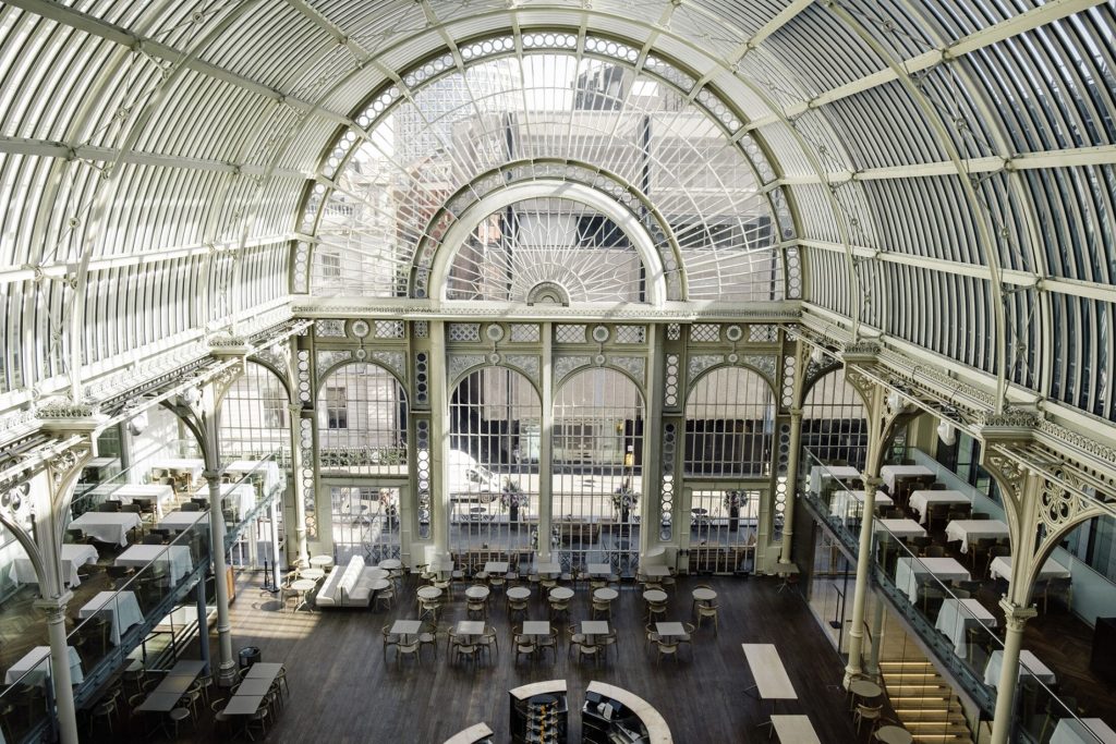 How luxury brands and TikTok could save the Royal Opera House - Vimarsana News