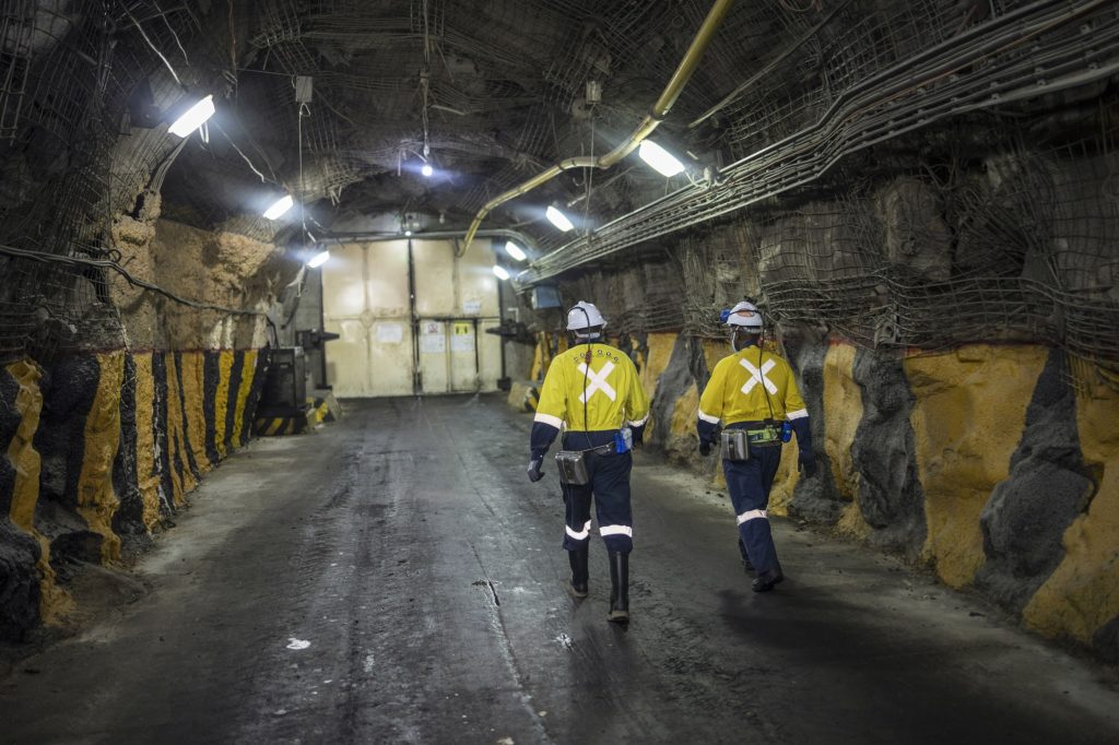 Labour dispute keeps 540 SA miners stuck underground - Vimarsana News