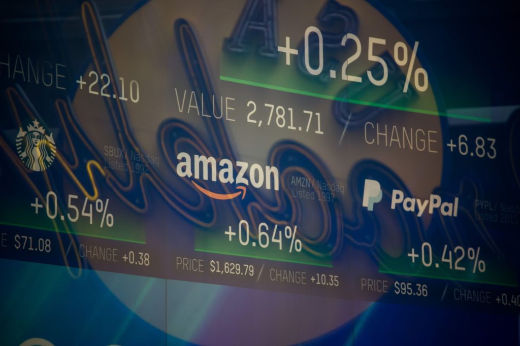 Amazon's $400bn rally hinges on cloud results: Tech watch - Vimarsana News