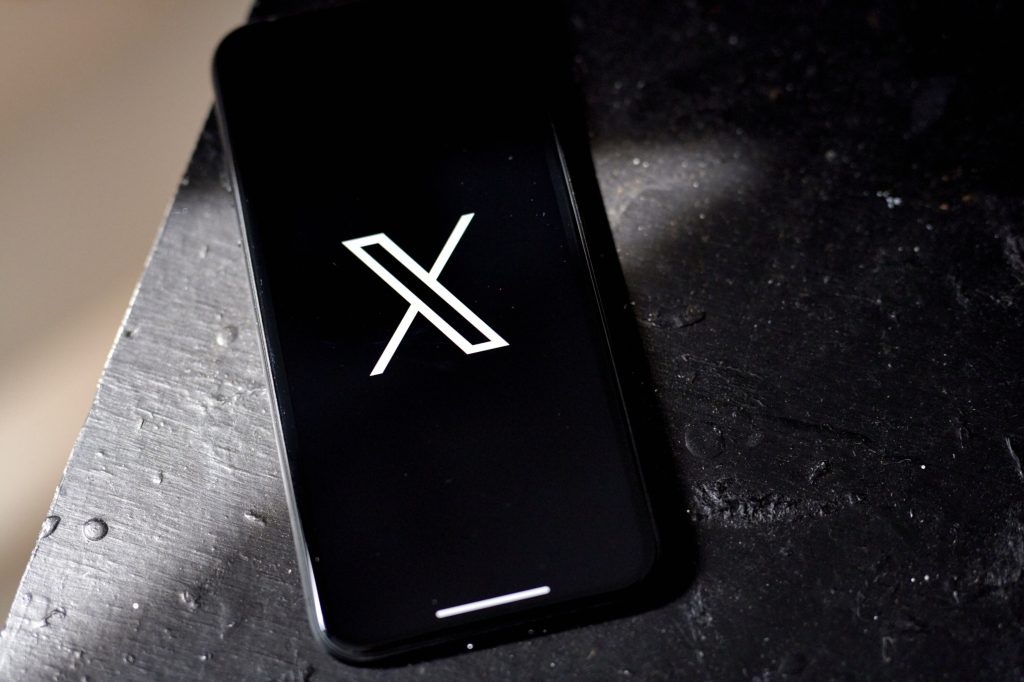 Elon Musk's X is worth less than half of price he paid for Twitter - Vimarsana News