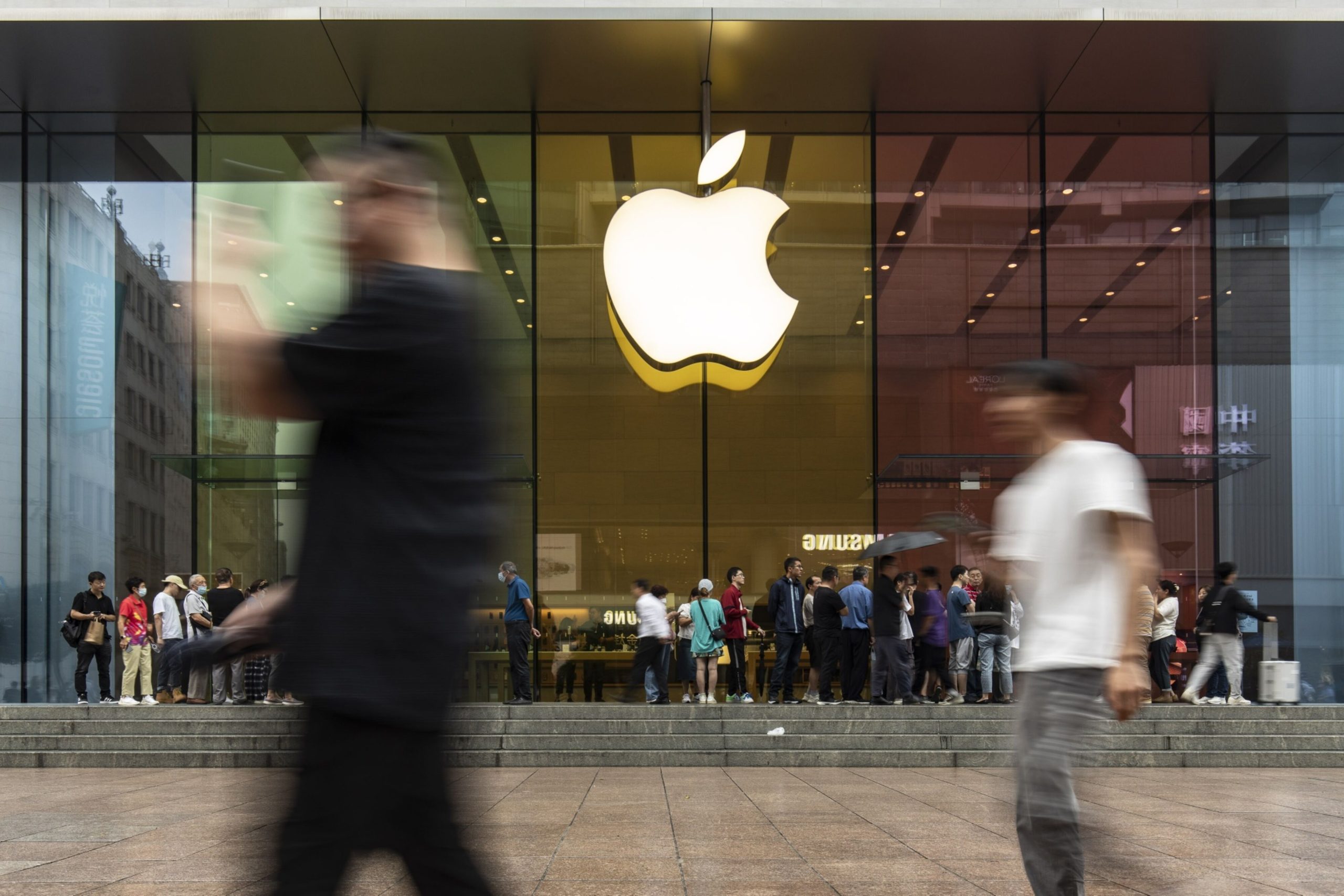 Apple ranks as most valuable global brand – report - Moneyweb