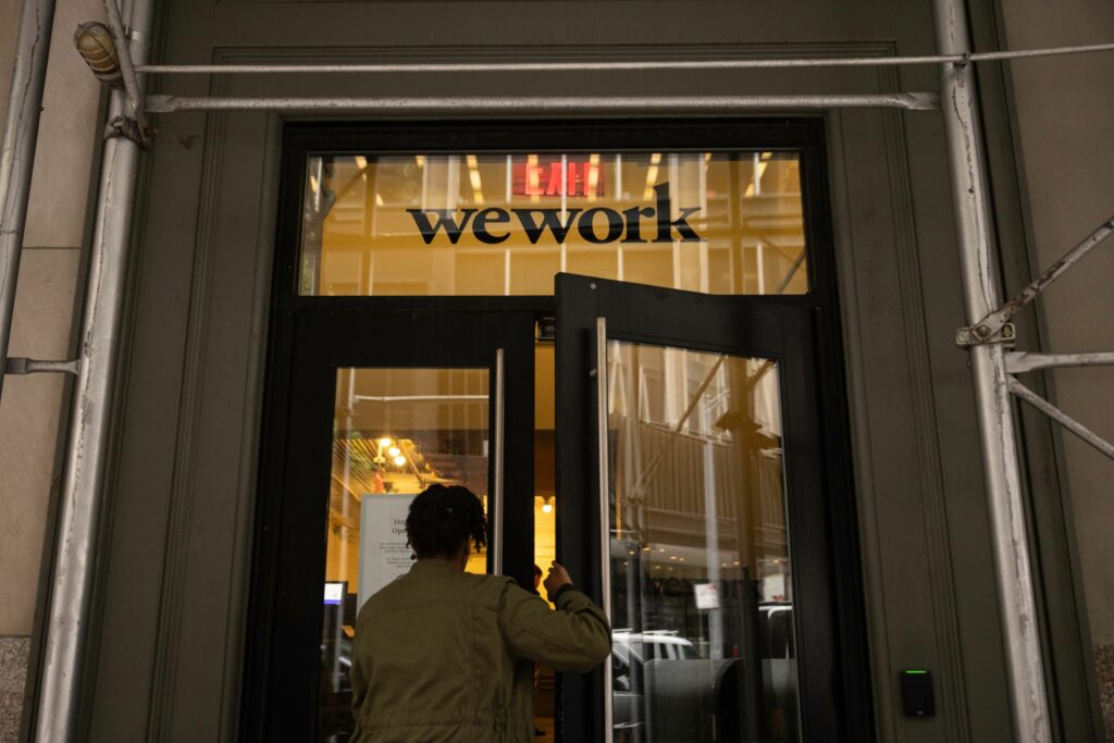 WeWork seeks fresh cash with bankruptcy at 'critical juncture' - Vimarsana News