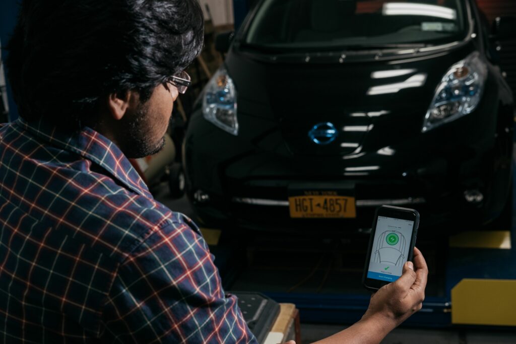 Wireless charging for electric cars is inching closer to reality - Vimarsana News