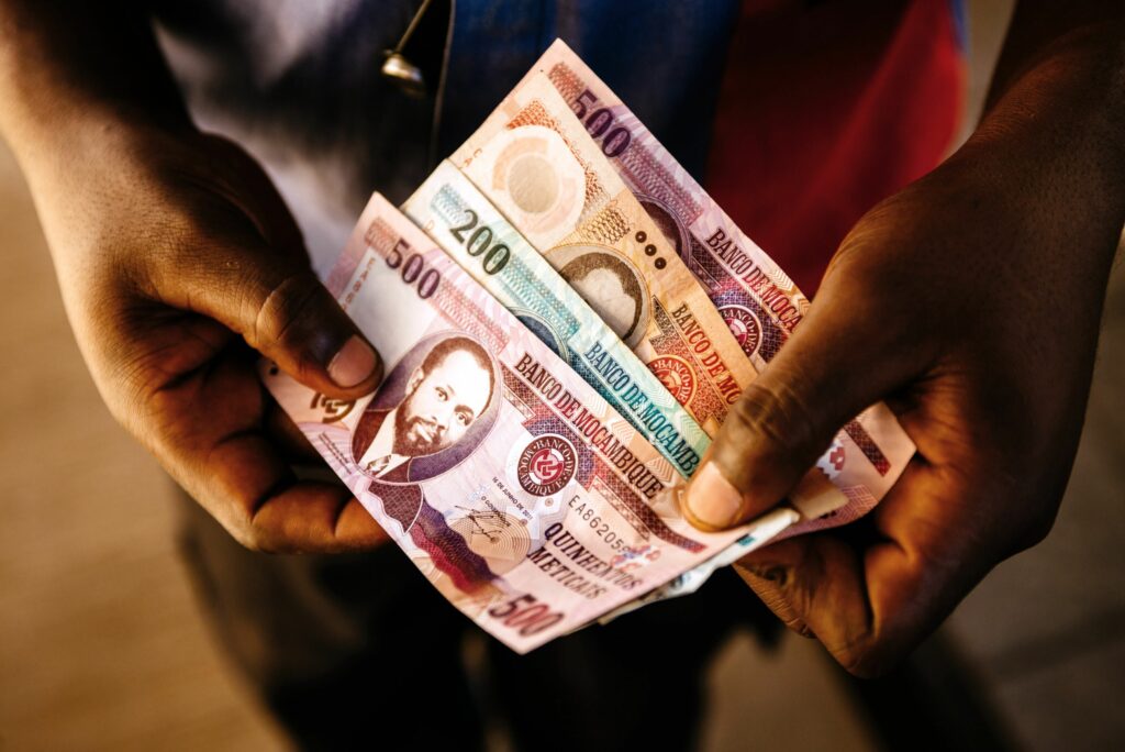 Mozambique becomes first in Africa to cut rates twice in 2024 - Vimarsana News