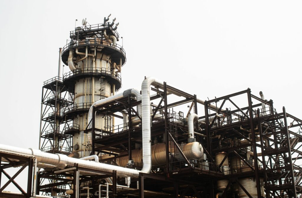 Oil holds two-day loss as report points to rising US inventories - Moneyweb