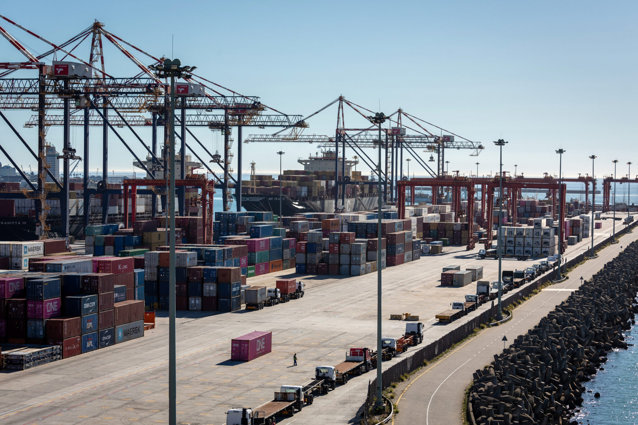 Transnet Terminals Transnet receives R16.1bn to improve the state of its network - Moneyweb