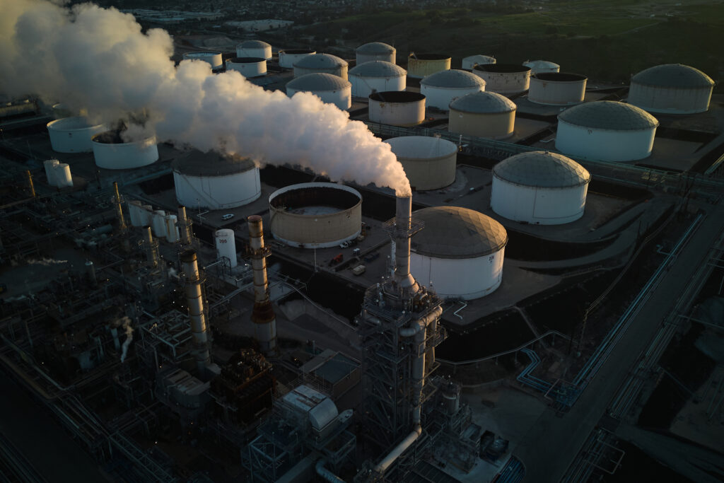 Oil holds decline with focus on US stockpiles and China demand - Moneyweb