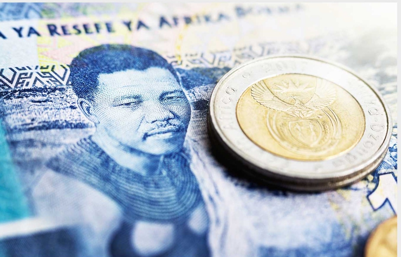 Rand Syble ‘Rattle snake’ rand is surprisingly stable - Moneyweb