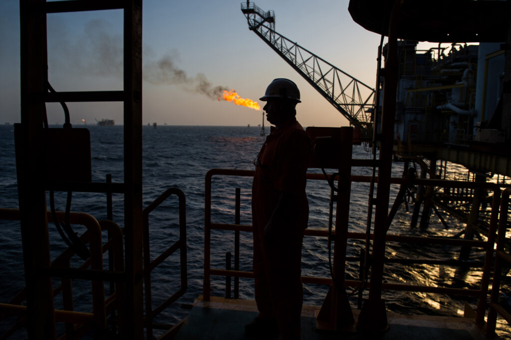 Oil steadies as trade war concerns vie with pressure on Iran - Moneyweb