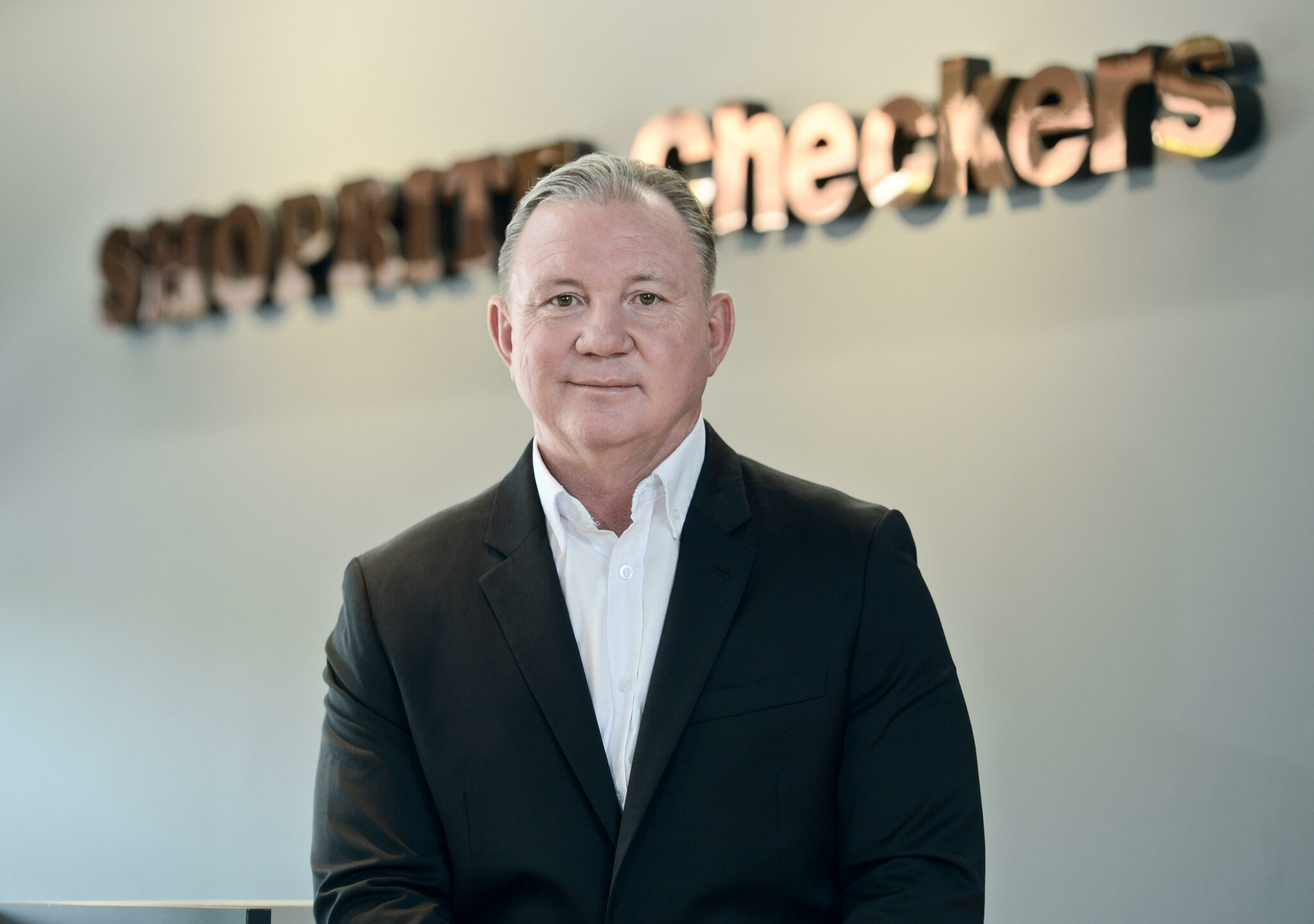 Shoprite execs get R115m in shares