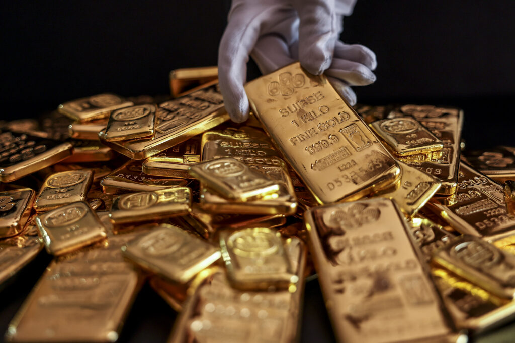 Gold falls as Fed rate-cut bets soften, haven demand ebbs - Moneyweb