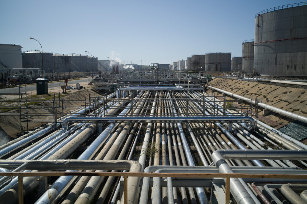 Oil spikes as Israeli attacks on Iran stoke confrontation fears - Moneyweb