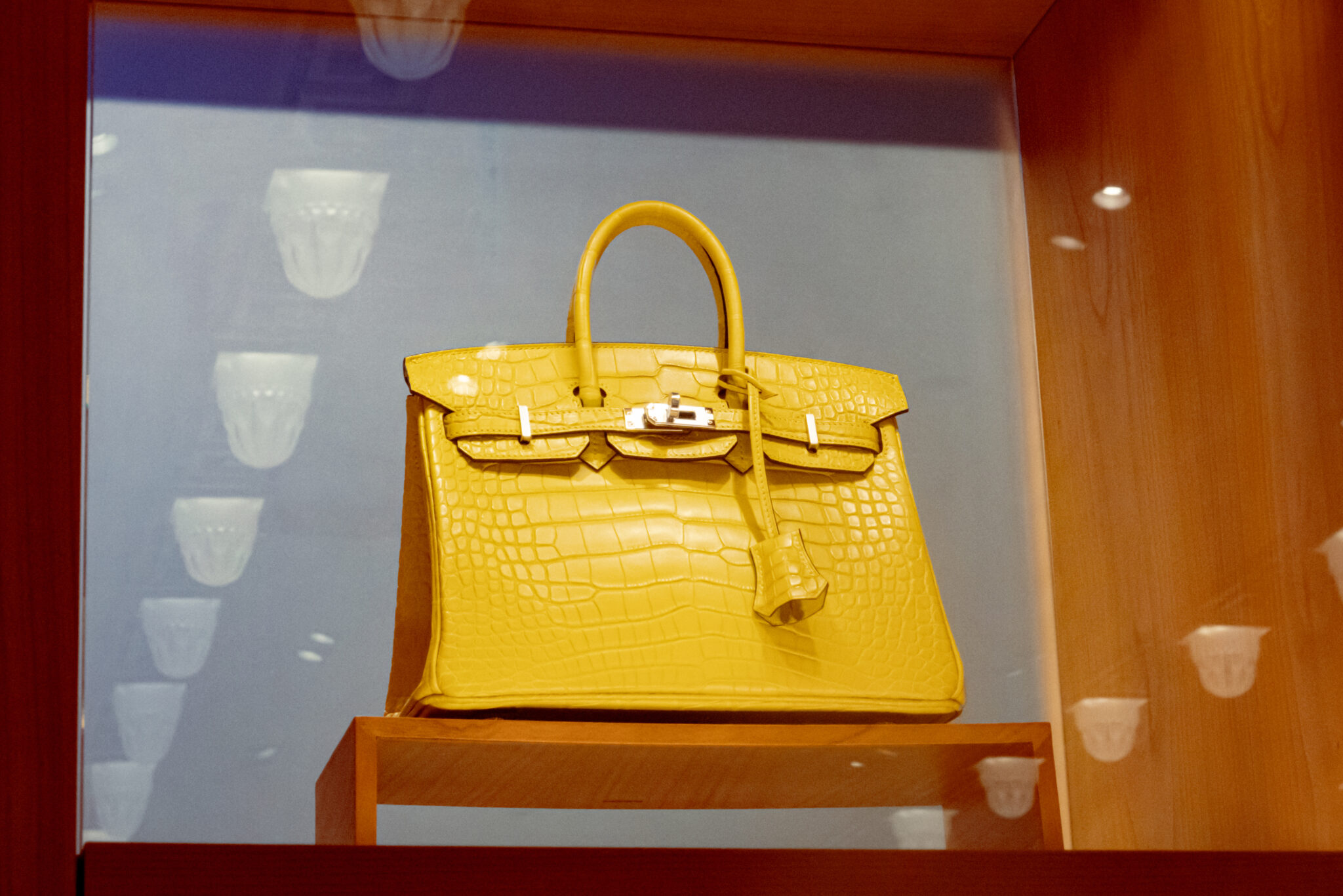 Hermès believes heir no longer holds stock worth €14bn Moneyweb