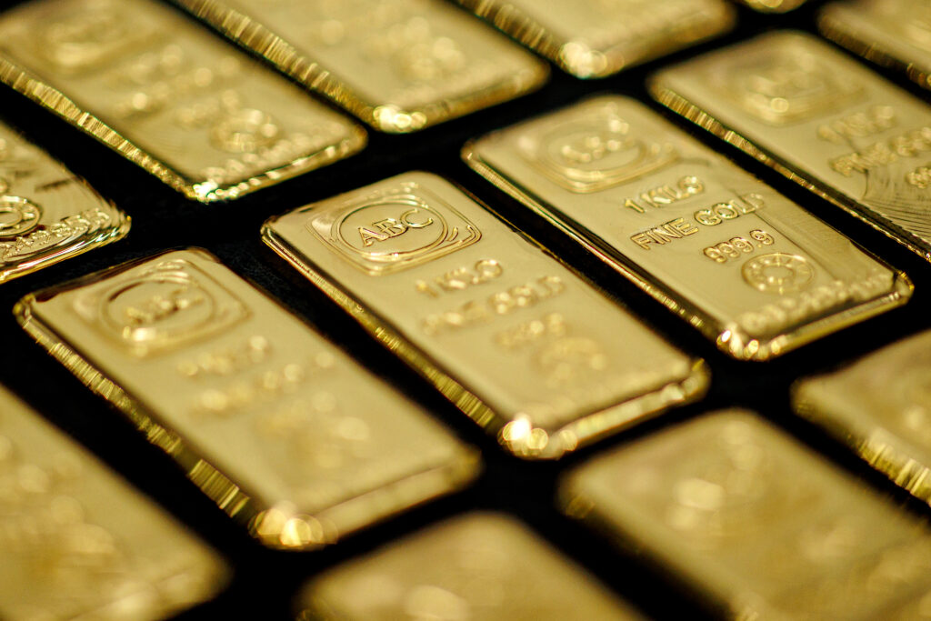 Gold holds gain as markets lock in September rate cut from Fed - Moneyweb