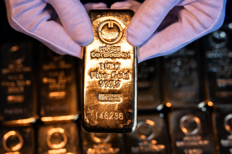 Gold climbs near record on haven flows and US rate cut bets - Moneyweb