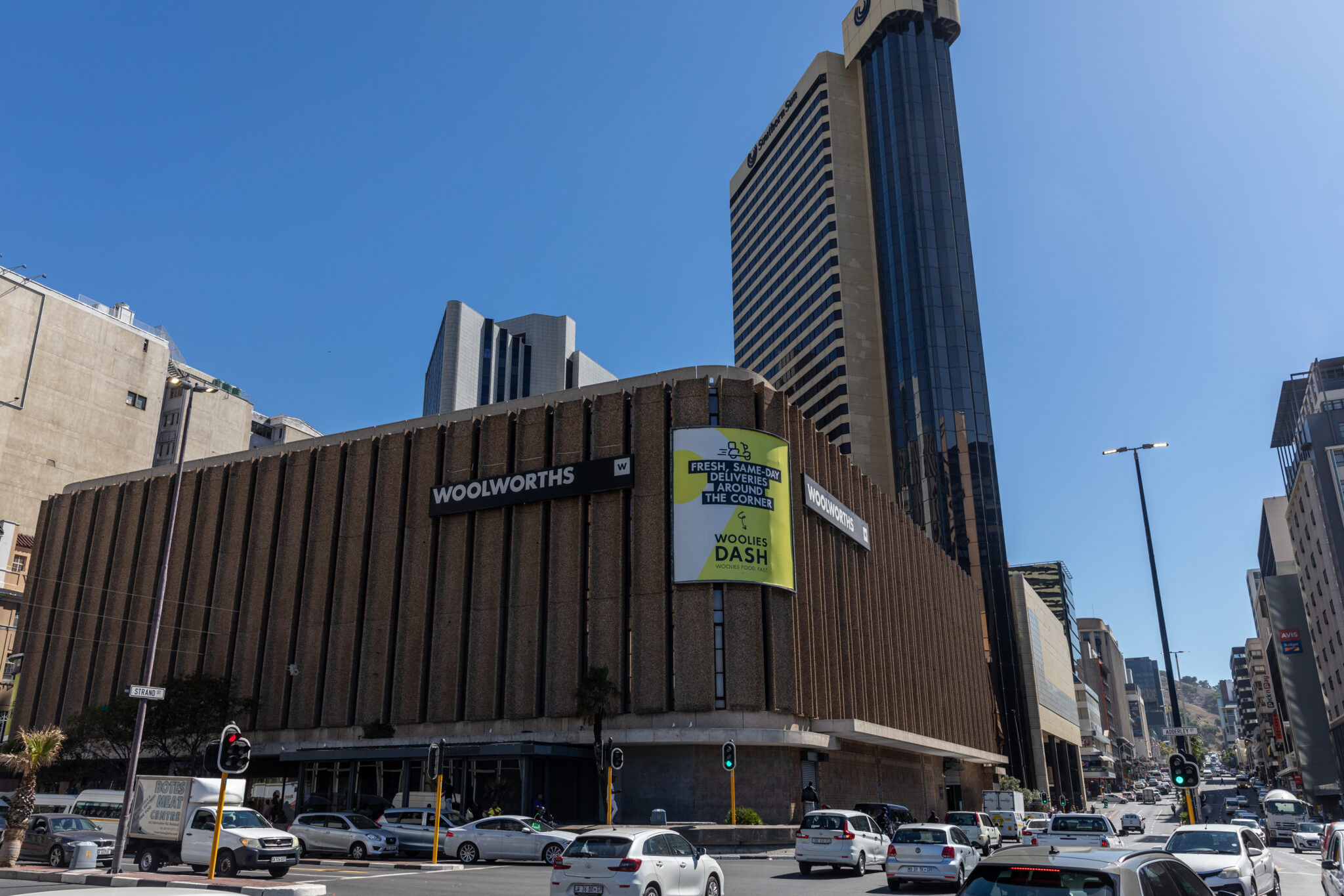 Woolworths profit falls as new CEO pivots group toward food