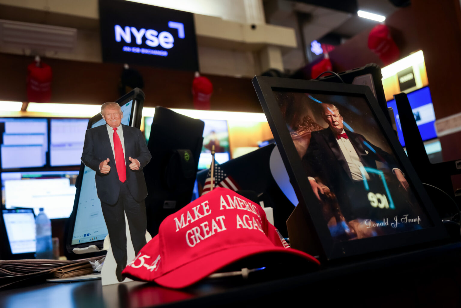 Supreme Court strikes down Trump tariffs, Wall Street reacts - Moneyweb