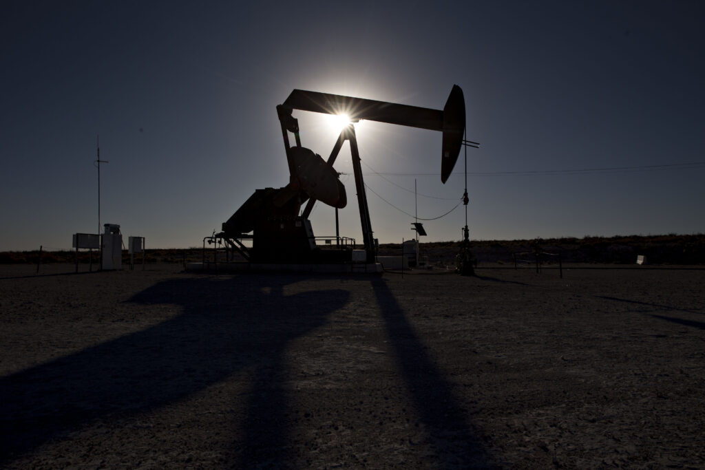 Oil and gas prices plunge after US and Iran agree to a ceasefire - Moneyweb
