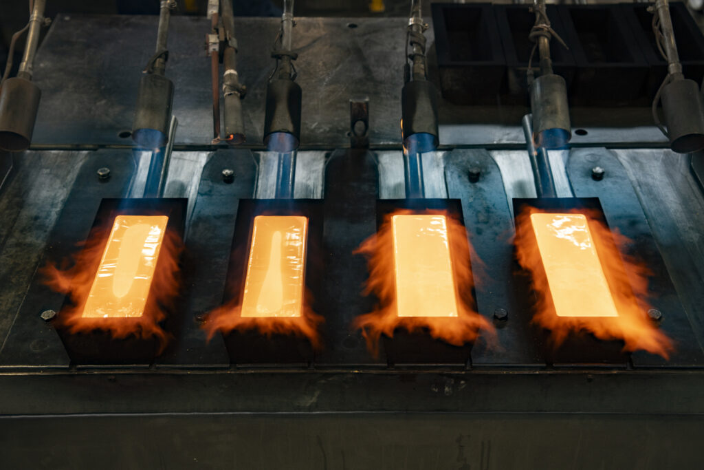 Zimbabwe sovereign wealth fund seeks $250M to boost gold output