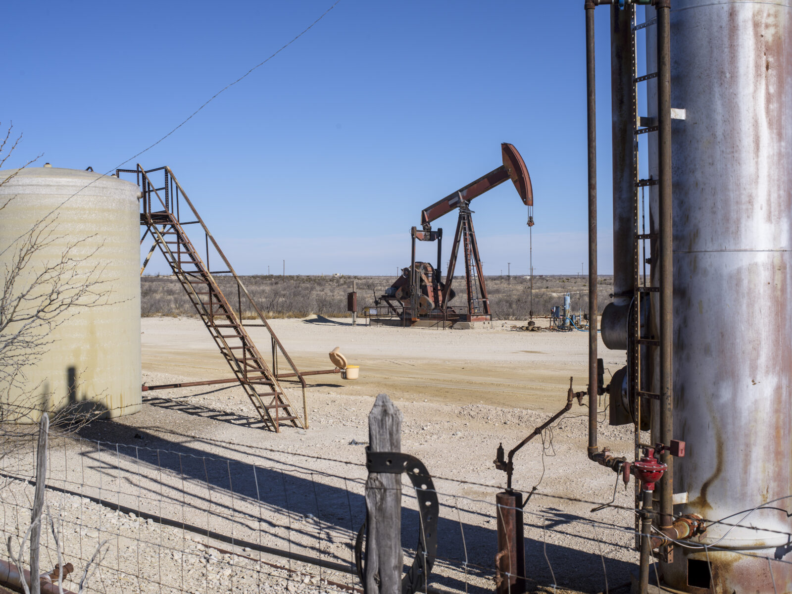 Oil steady as US-China summit begins with Iran war at impasse - Moneyweb