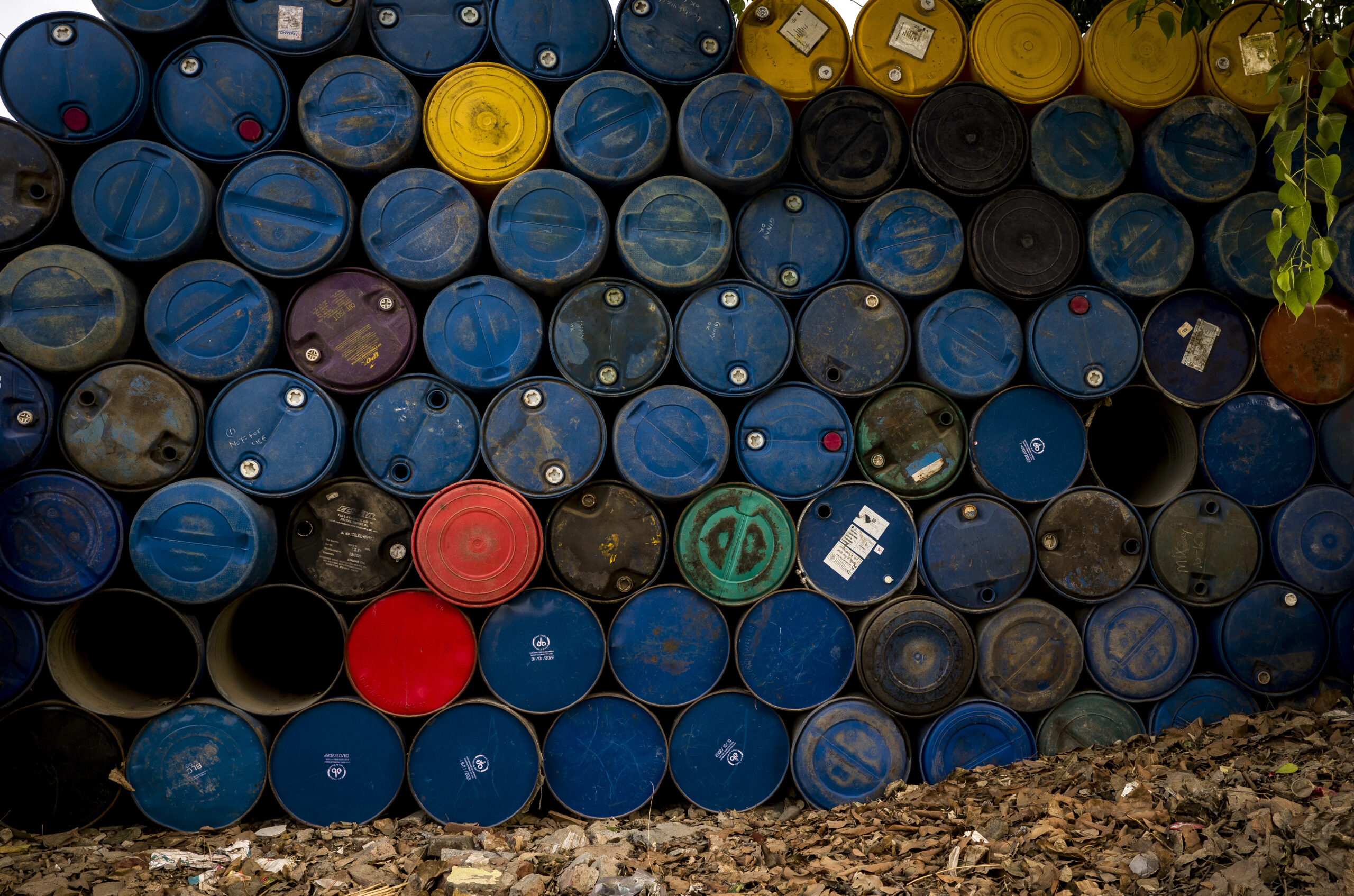 Goldman says Hormuz flare-up may delay recovery in oil supplies