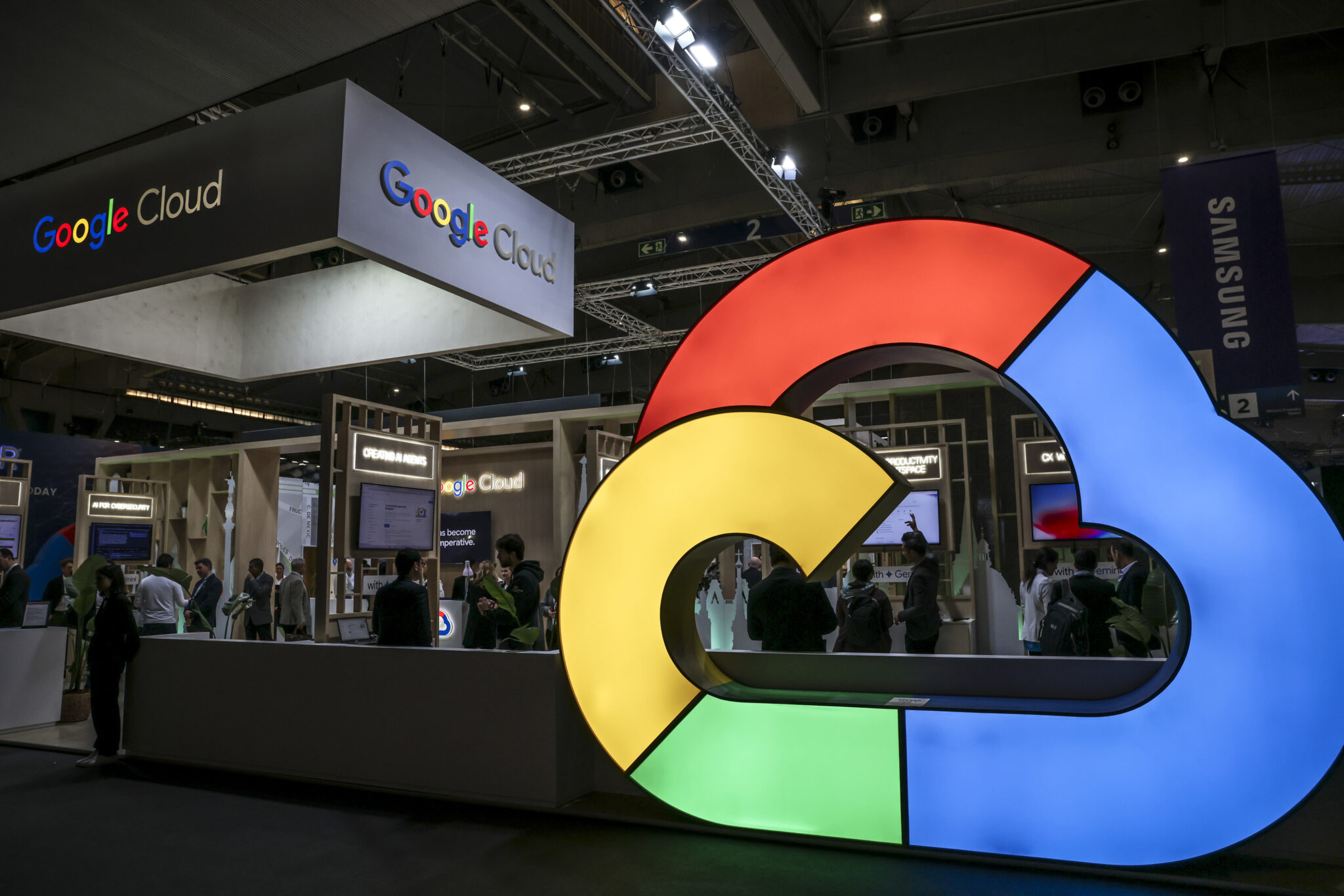 Alphabet's $205bn spending target fuels AI cost concerns
