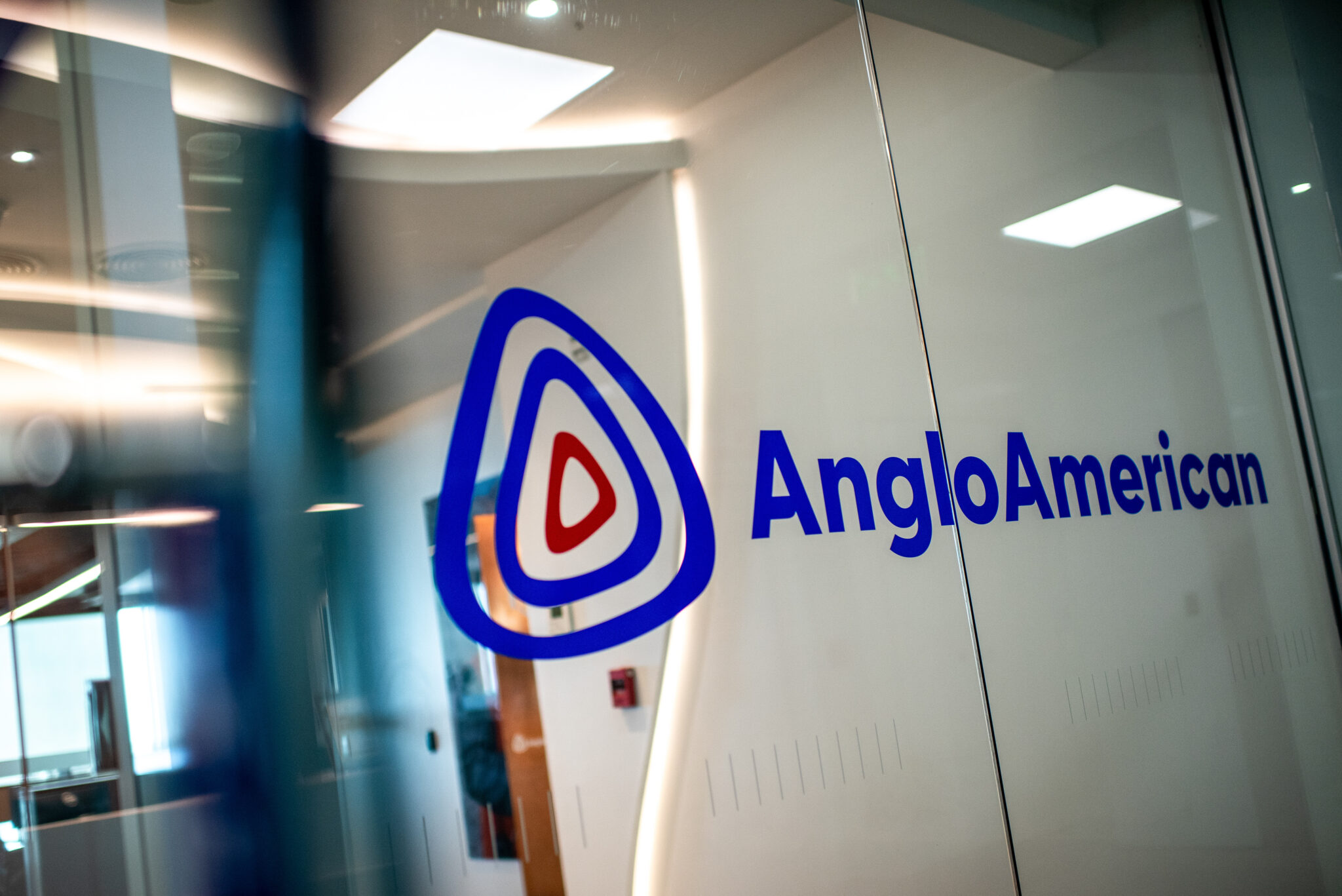 Anglo American posts profit jump