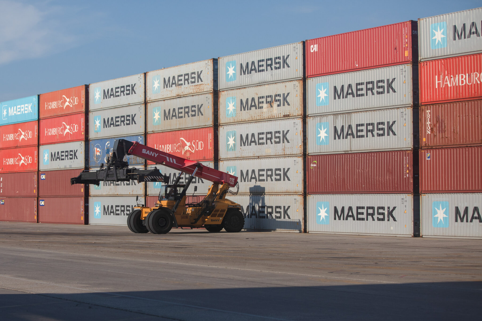 AI boom and energy shift drive strong demand for freight firms