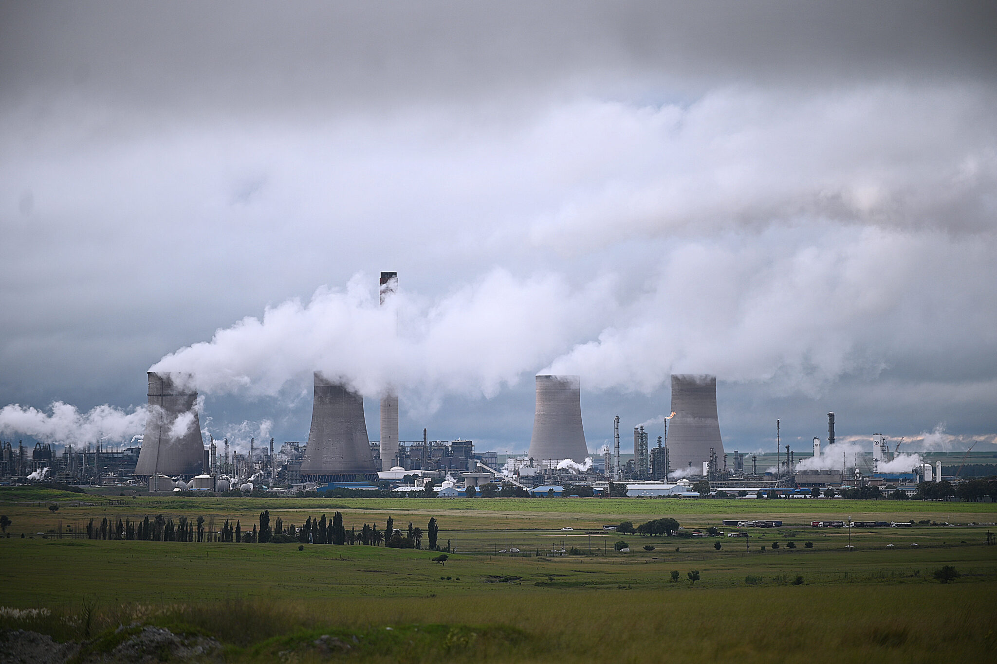 Sasol Plant tied to 1 000 pollution deaths a year, study shows