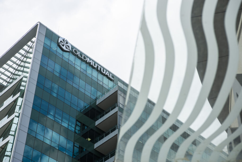 OM Bank seeks to take on banks and insurers