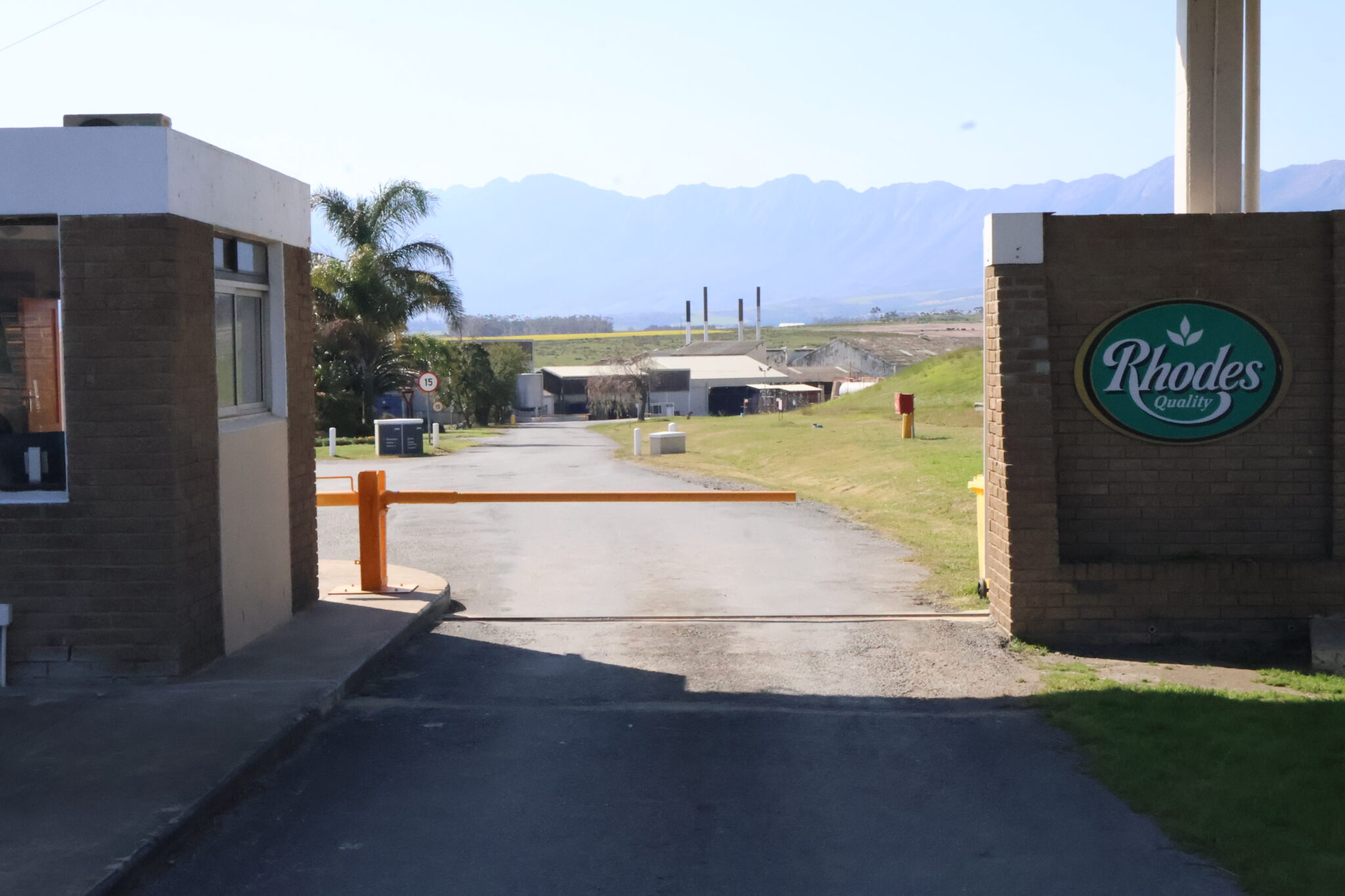 Food Factory Process Cosatu shocked by exclusion from Premier Foods factory closure talks ...