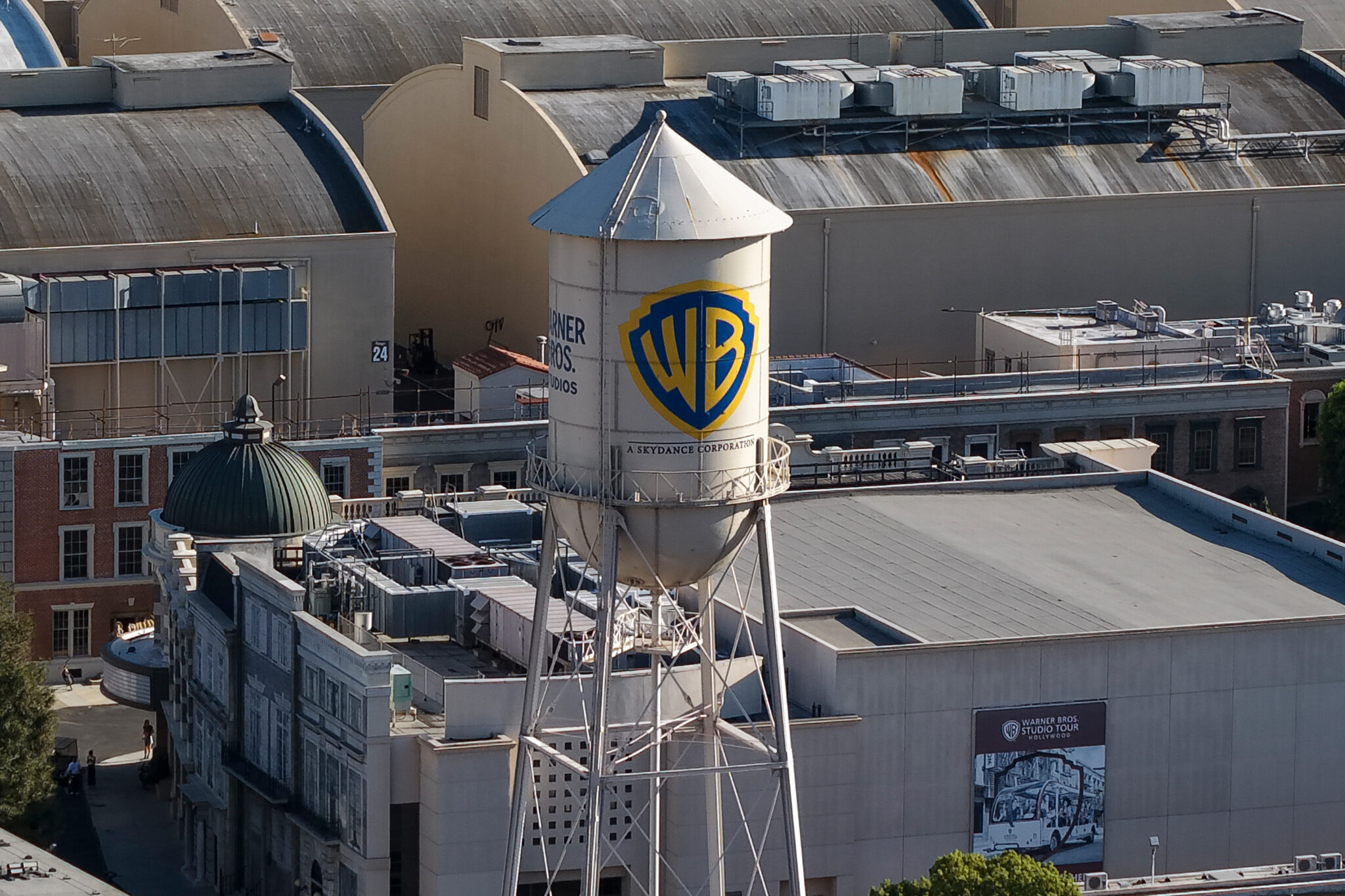 Ellisons invest about $17bn in Warner Bros takeover